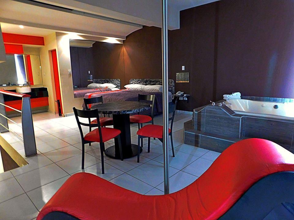 Motel California Norte Chihuahua Exteriör bild
